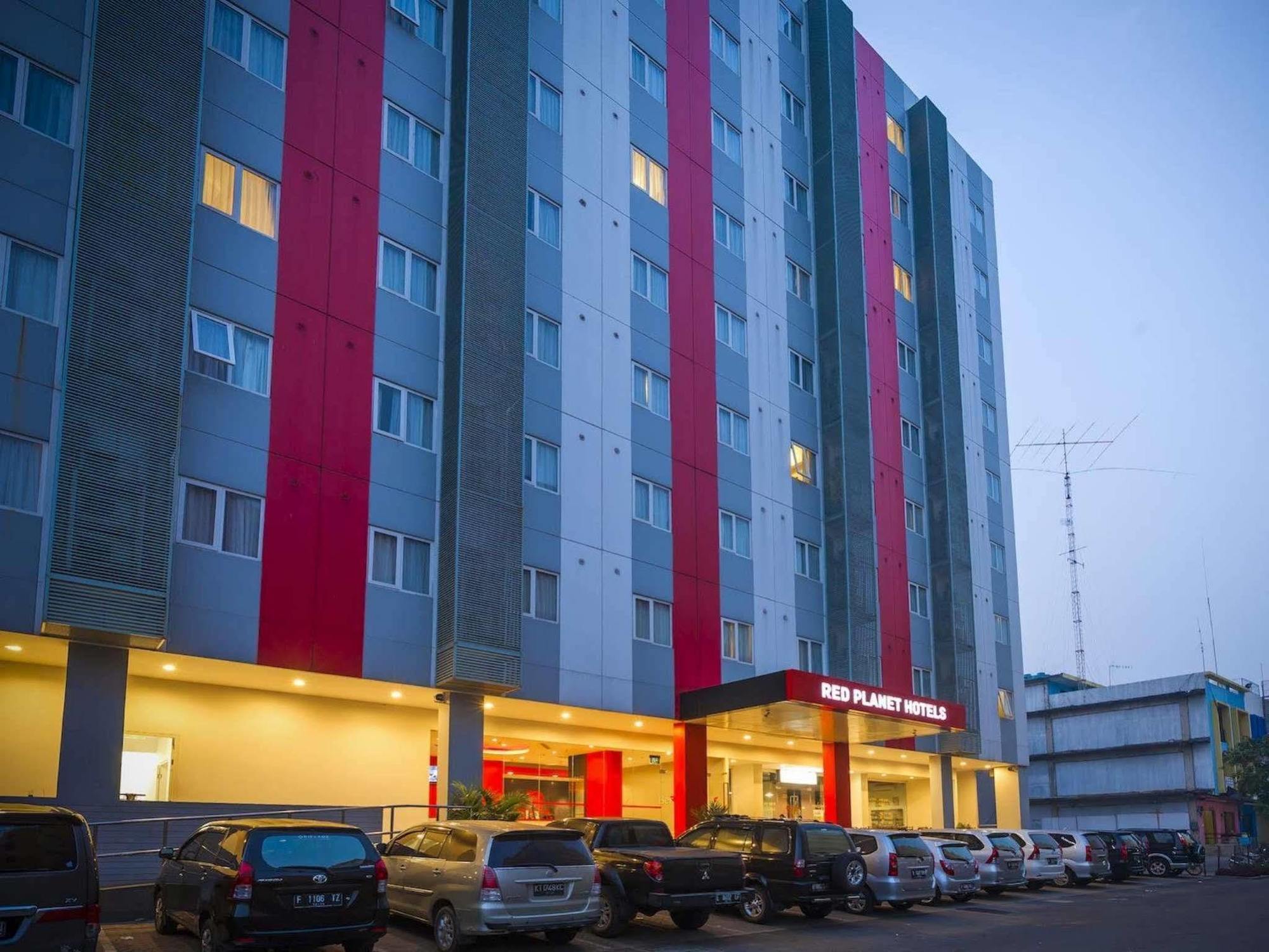 Hotel Red Planet Bekasi Exterior foto